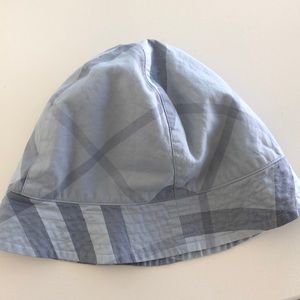 Burberry Children Blue Plaid Bucket Hat - Size 18M